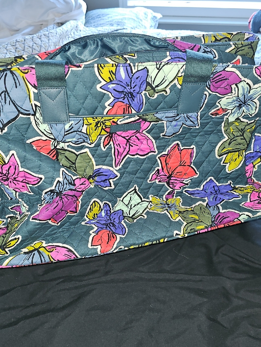 Vera Bradley TRiple compartment travel bag pattern in Falling Flowers